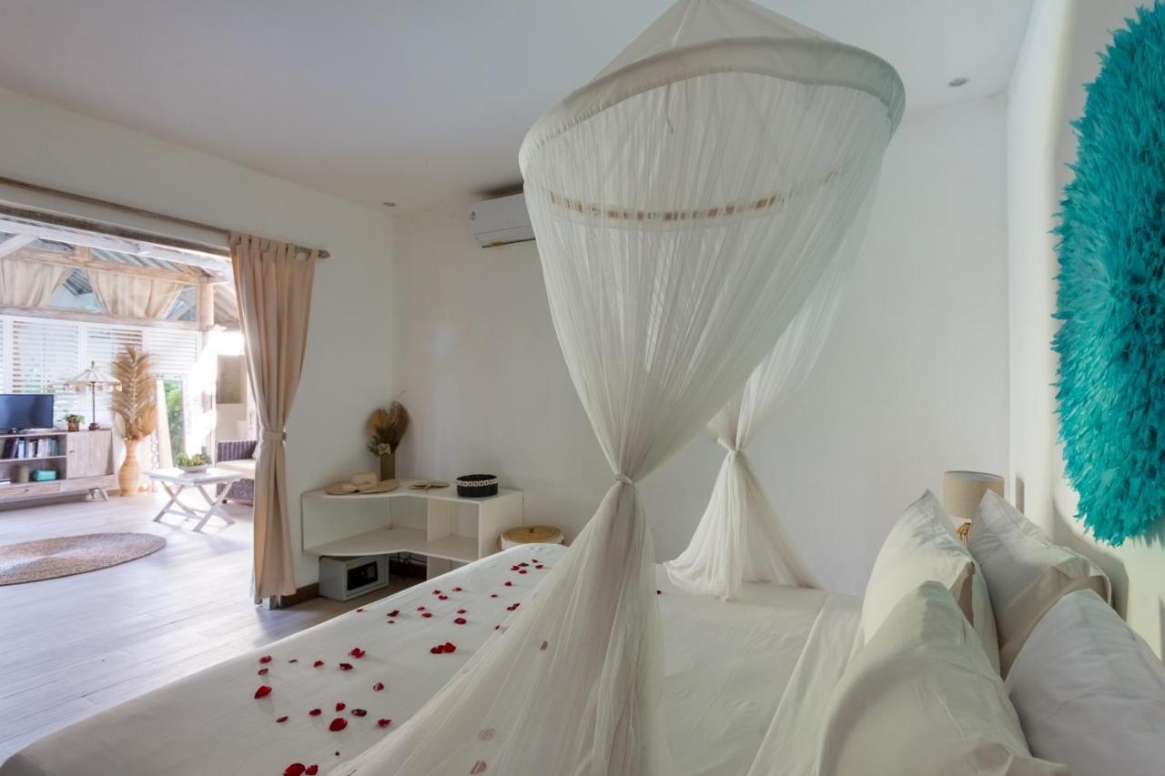 Cocowhite Villa Seminyak Eksteriør billede