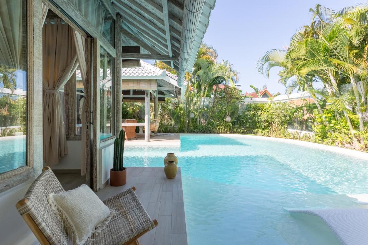 Cocowhite Villa Seminyak Eksteriør billede