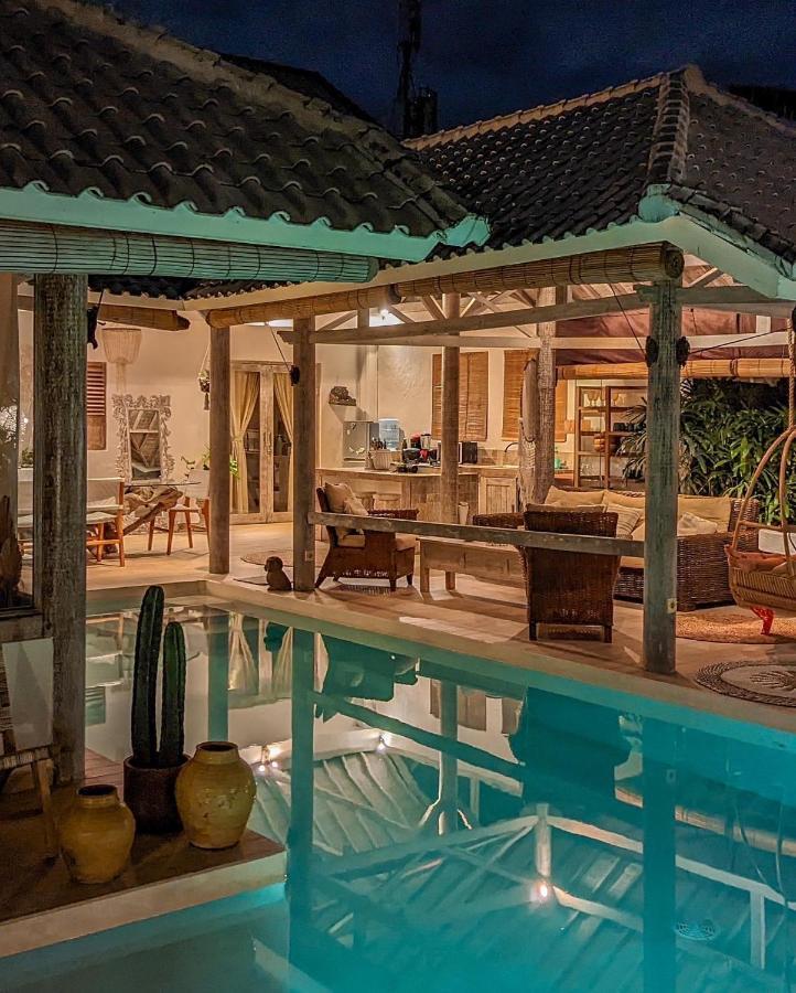 Cocowhite Villa Seminyak Eksteriør billede